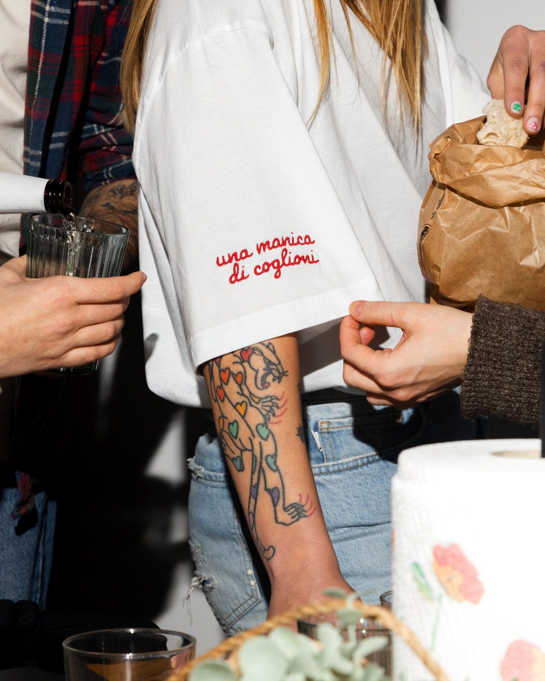 T-shirt una manica di coglioni