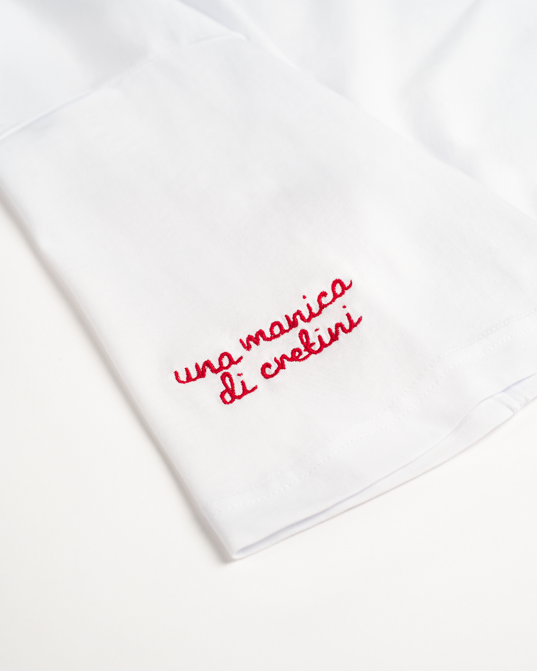 T-shirt una manica di cretini